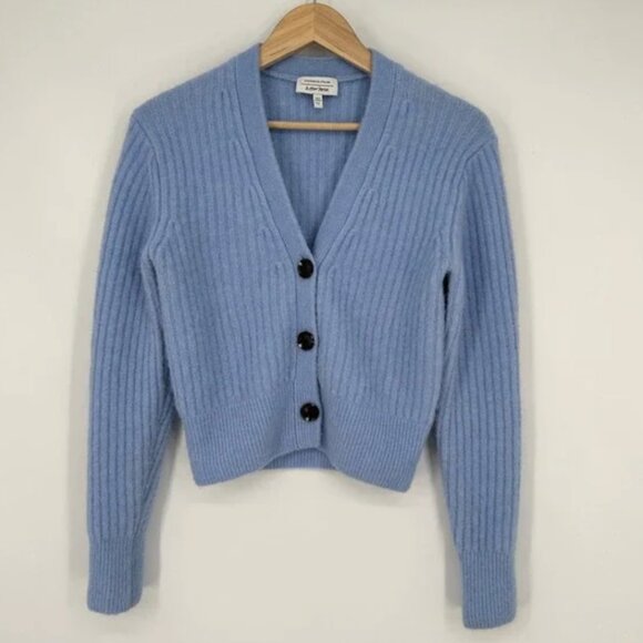 & Other Stories Wool Blend Alpaca Soft V-Neck Cardigan in Baby Blue Size XS - Picture 4 of 8